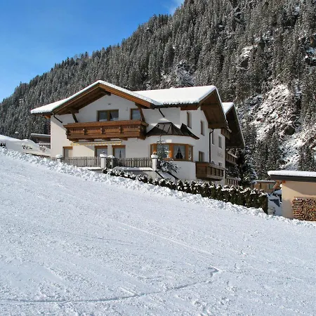 Lercher By Interhome סי