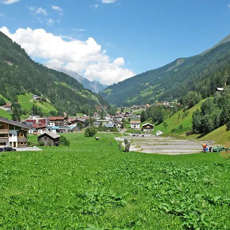 Lercher By Interhome Apartmán See